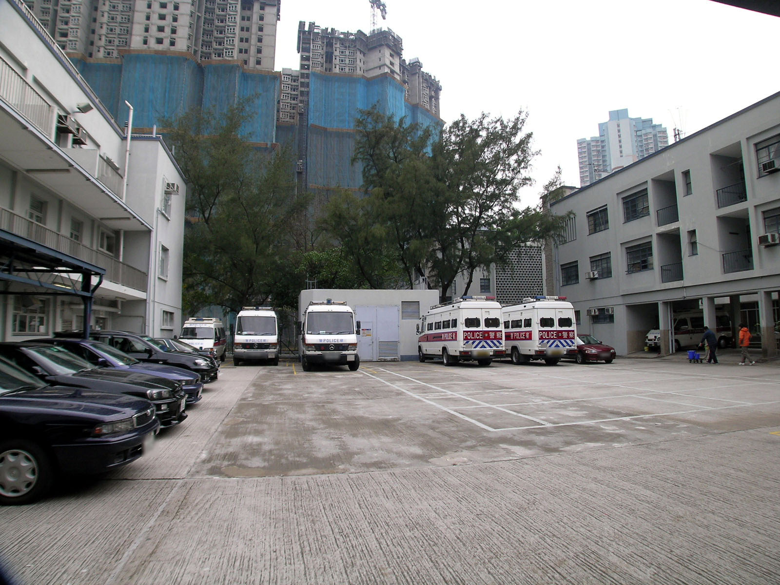 相片 4: 香港警務處石硤尾報案中心