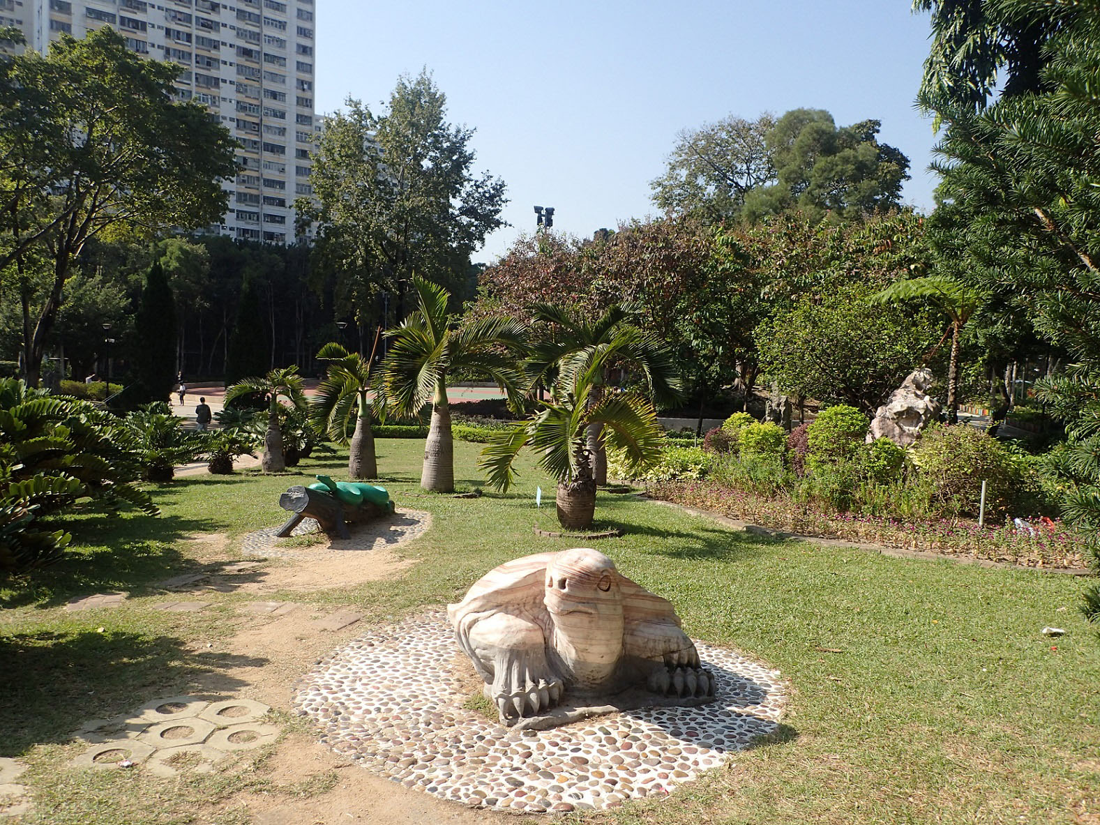 Photo 3: Tuen Mun Park