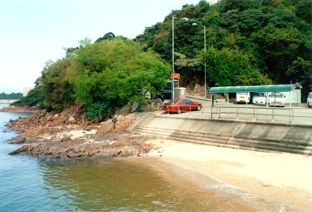 相片 2: 東涌馬灣涌碼頭