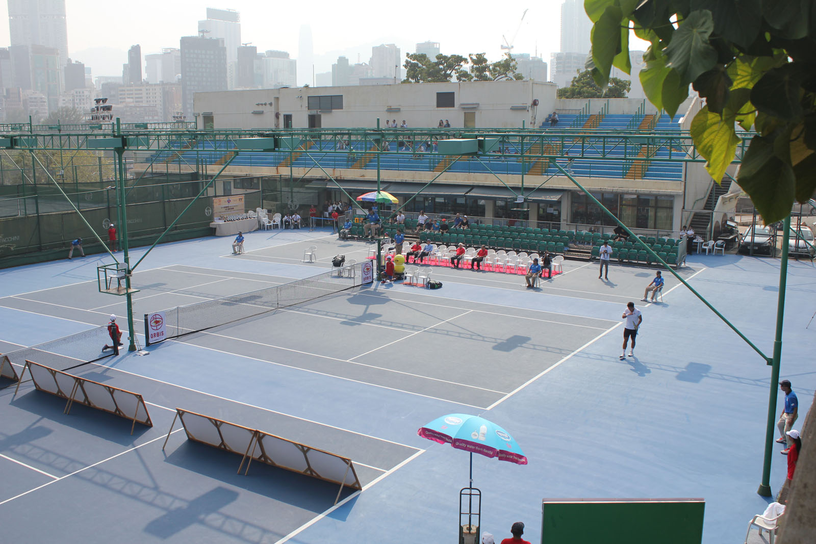 相片 2: 南華體育會九龍網球中心