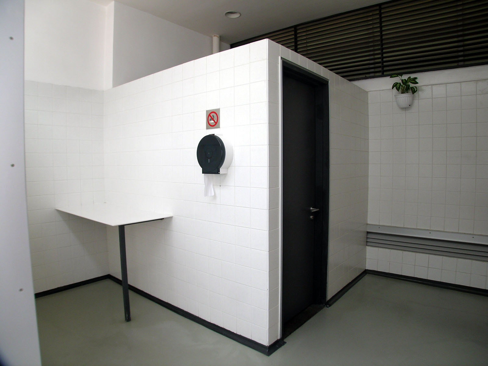 Photo 3: Fan Leng Lau Road Playground Public Toilet