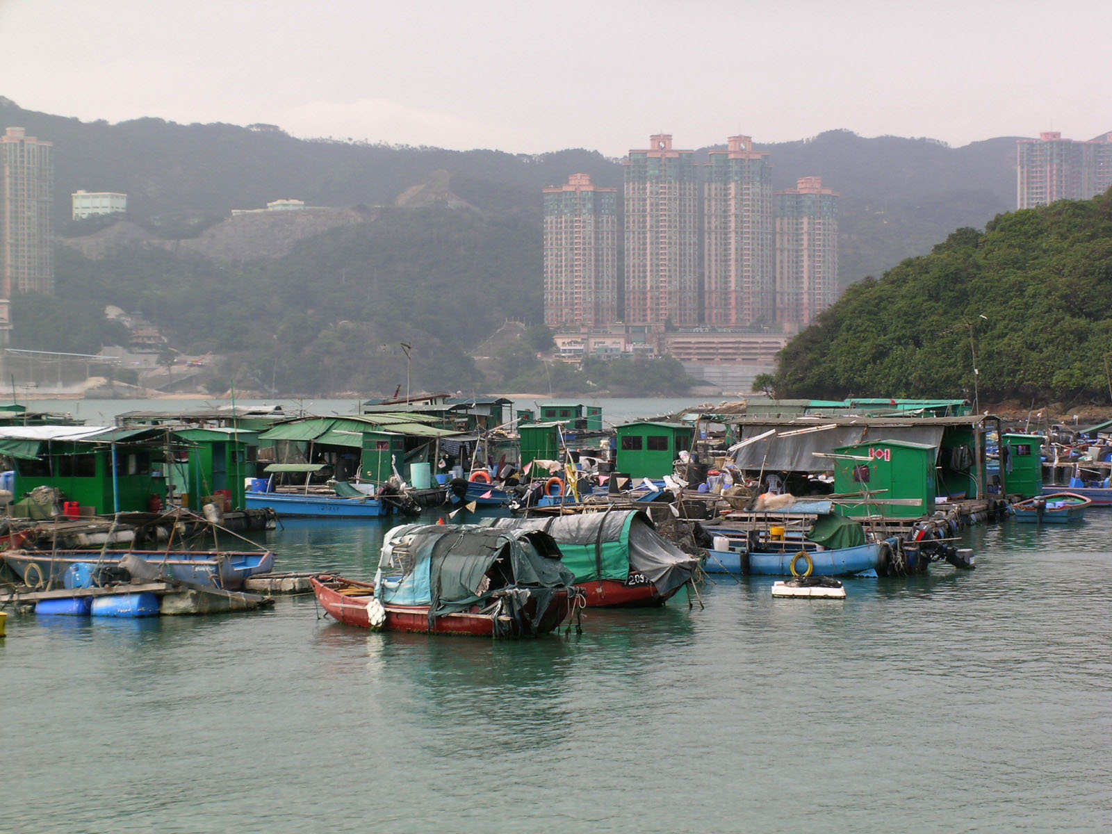 Photo 8: Ma Wan Fish Culture Zone (Fishing Rafts)