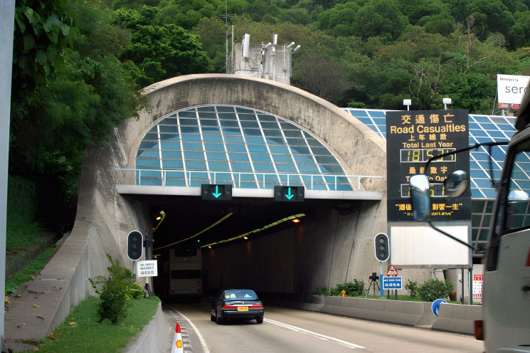 相片 3: 香港仔隧道