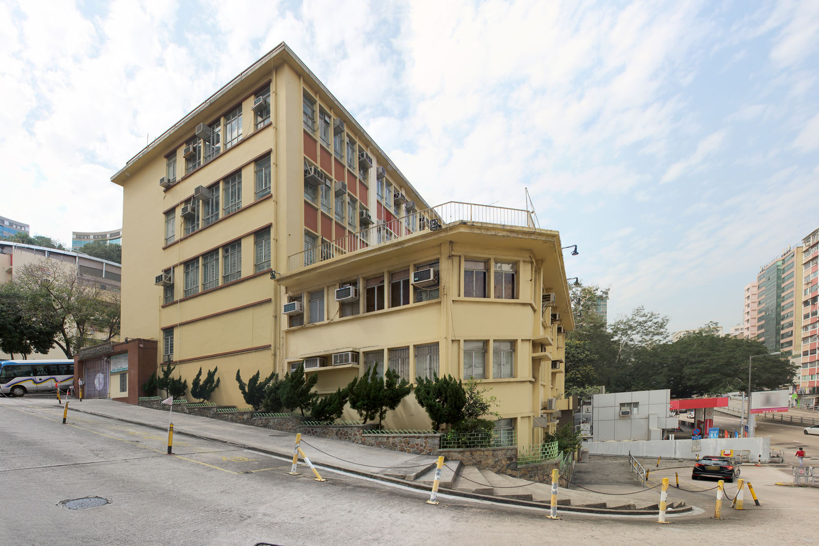 相片 2: 香港布廠商會教育中心