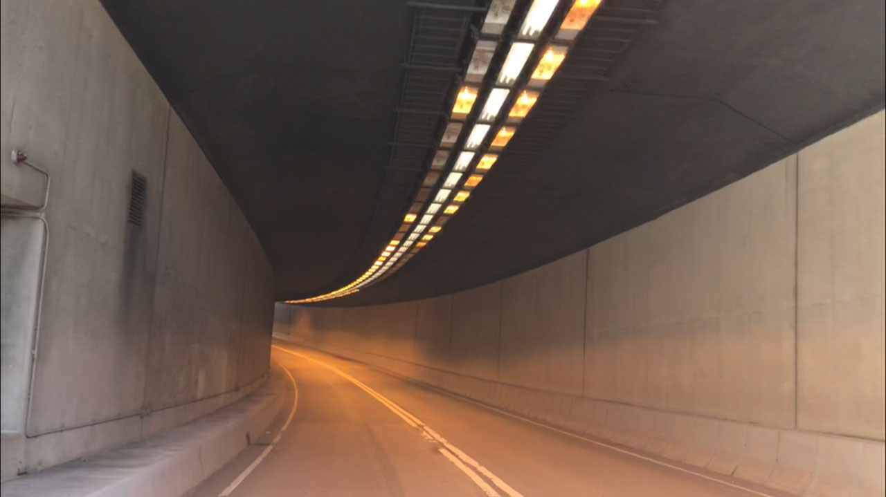 相片 2: 櫻桃街行車隧道